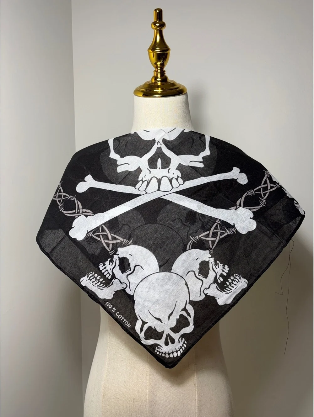 Black Cotton Skull and Crossbones Bandana, 22 Inch Square, New Without Tags
